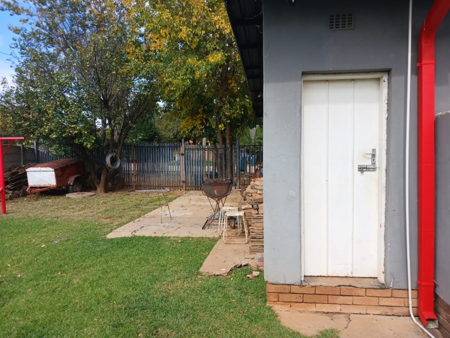 3 Bedroom Property for Sale in Declercqville North West